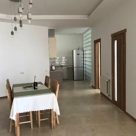 Arcadia Family Apart Apartment